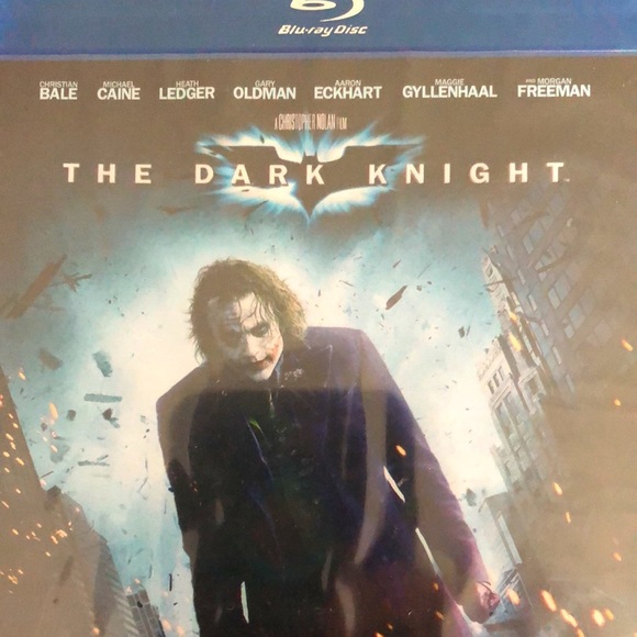 Brand new Dark Knight on Blue Ray - Picture 4 of 6